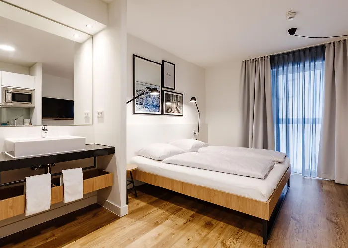 Smartments Hauptbahnhof Aparthotel 4*