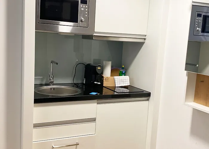 Aparthotel Smartments Hauptbahnhof 4*