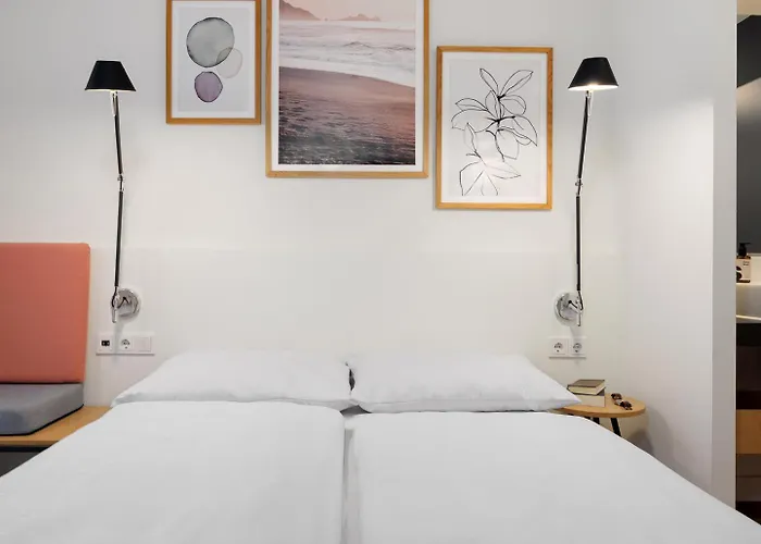 Smartments Hauptbahnhof 아파트호텔 4*